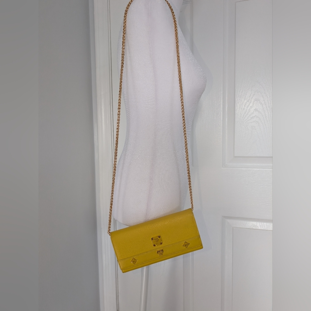 MCM Visetos Long Wallet in Rare Lemon Yellow - Picture 14 of 15